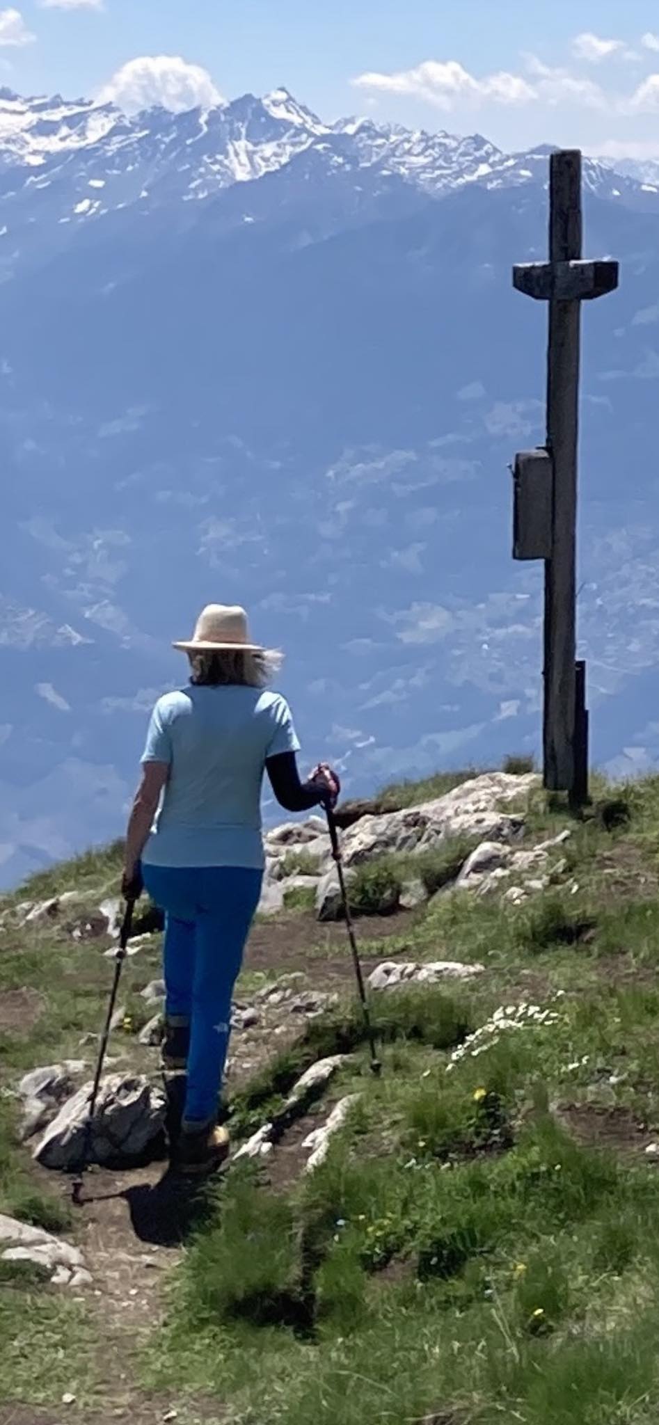 anzere hike